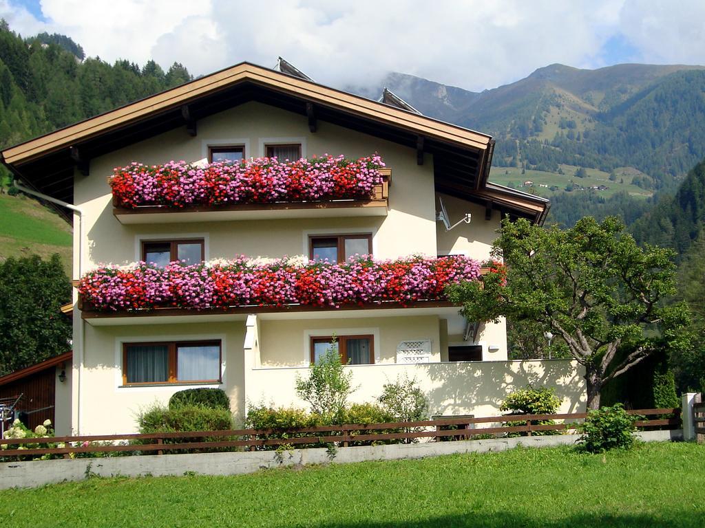Appartement Sylvester Matrei in Osttirol Exteriör bild